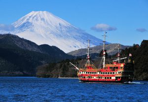 芦ノ湖海賊船